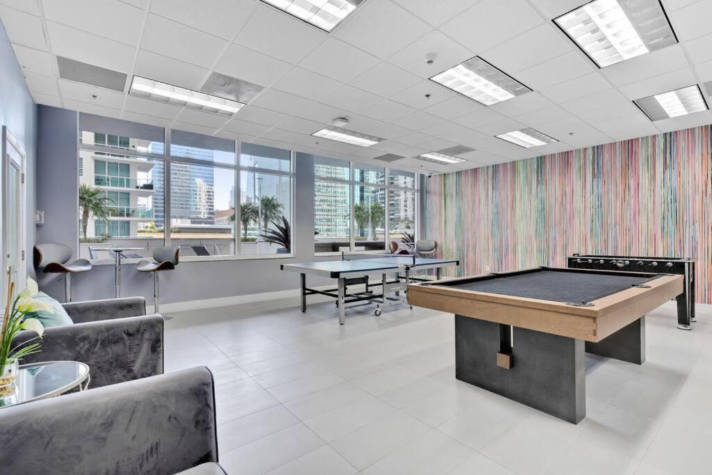 Apartment Marvelous In Brickell Free Parking *